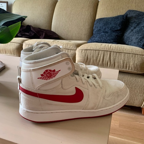 Men’s Nike Jordan 1 Retro AJKO Shoes - Picture 3 of 6